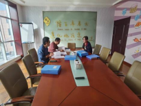 濱城區(qū)工信局聘請(qǐng)專家對(duì)隆鑫天潤(rùn)、隆鑫菲特進(jìn)行安全檢查